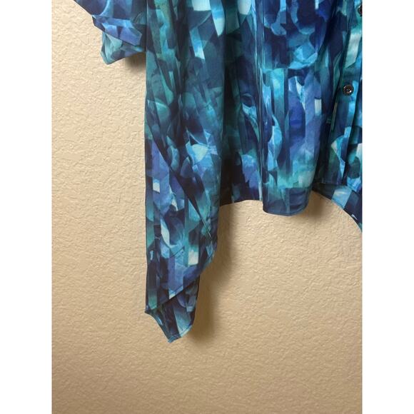 Catherines 4X 30W 32W Blue Print Striped Asymmetrical Hem Button Roll Tab Blouse - Picture 2 of 6